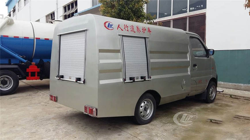 國(guó)五長(zhǎng)安路面清洗車