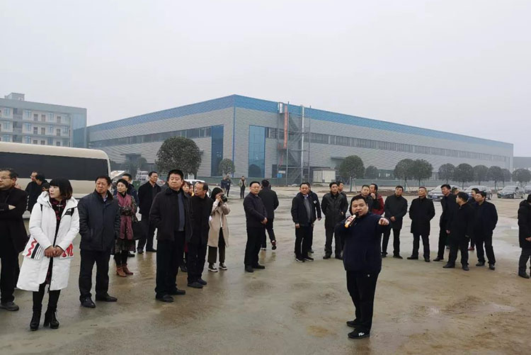 隨州市委、市人大代表團蒞臨程力集團商用車產(chǎn)業(yè)園視察
